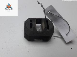 кронштейн радиатора Volkswagen Golf 3 поколение 1999, 1.8 л., бензин, МКПП, синий, кабриолет, 1HM121267F