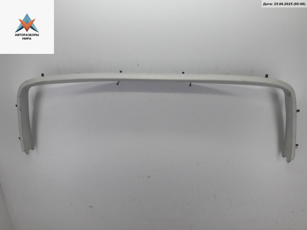 накладка двери (крышки) багажника Volkswagen Touran 1 поколение 2003, 2.0 л., дизель, МКПП, серый, минивэн, 1T0867603A - фото №1