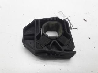 кронштейн радиатора Volkswagen Passat B6 2007, 1.9 л., дизель, МКПП, серый, универсал, 1K0121367D
