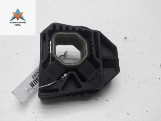 кронштейн радиатора Volkswagen Passat B6 2007, 1.9 л., дизель, МКПП, серый, универсал, 1K0121367D