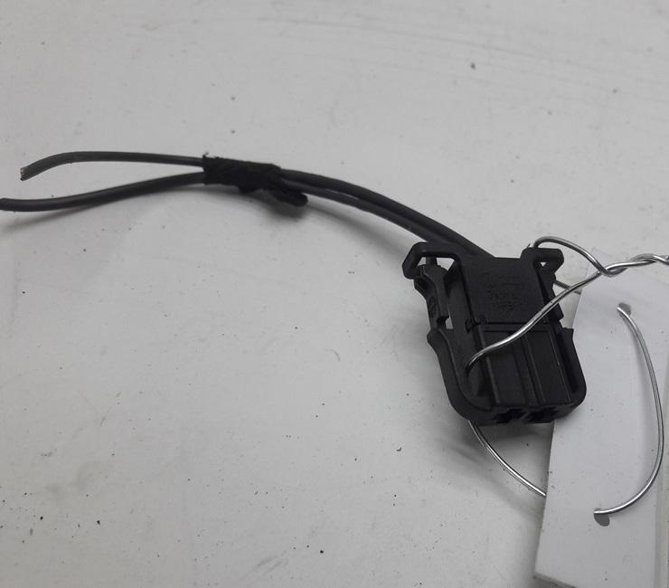 разъем (фишка) проводки Volkswagen Passat B6 2007, 1.9 л., дизель, МКПП, серый, универсал, 1J0972923