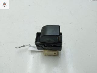 кнопка стеклоподъемника заднего правого Nissan Primera P11 2000, 1.8 л., бензин, МКПП, серый, хетчбэк 5 дв.