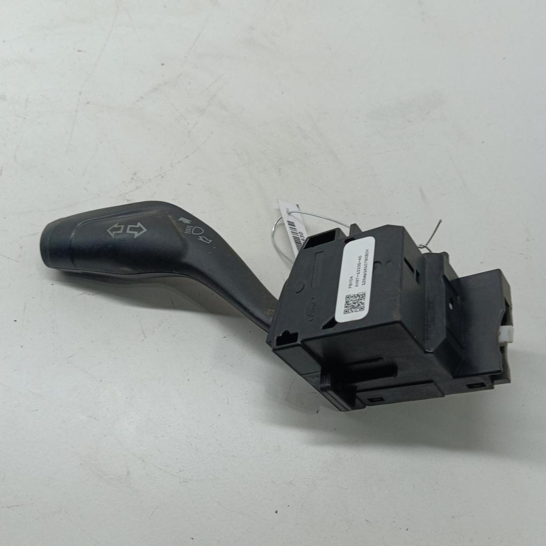 переключатель поворотов Ford Focus III 2012, 1.6 л., дизель, МКПП, серый, универсал, AV6T13335AD