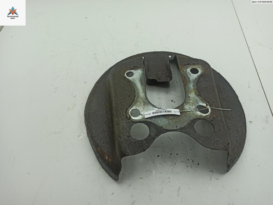 защитный кожух тормозного механизма Peugeot 308 T7 2009, 1.6 л., бензин, МКПП, белый, хетчбэк 5 дв. - фото №1