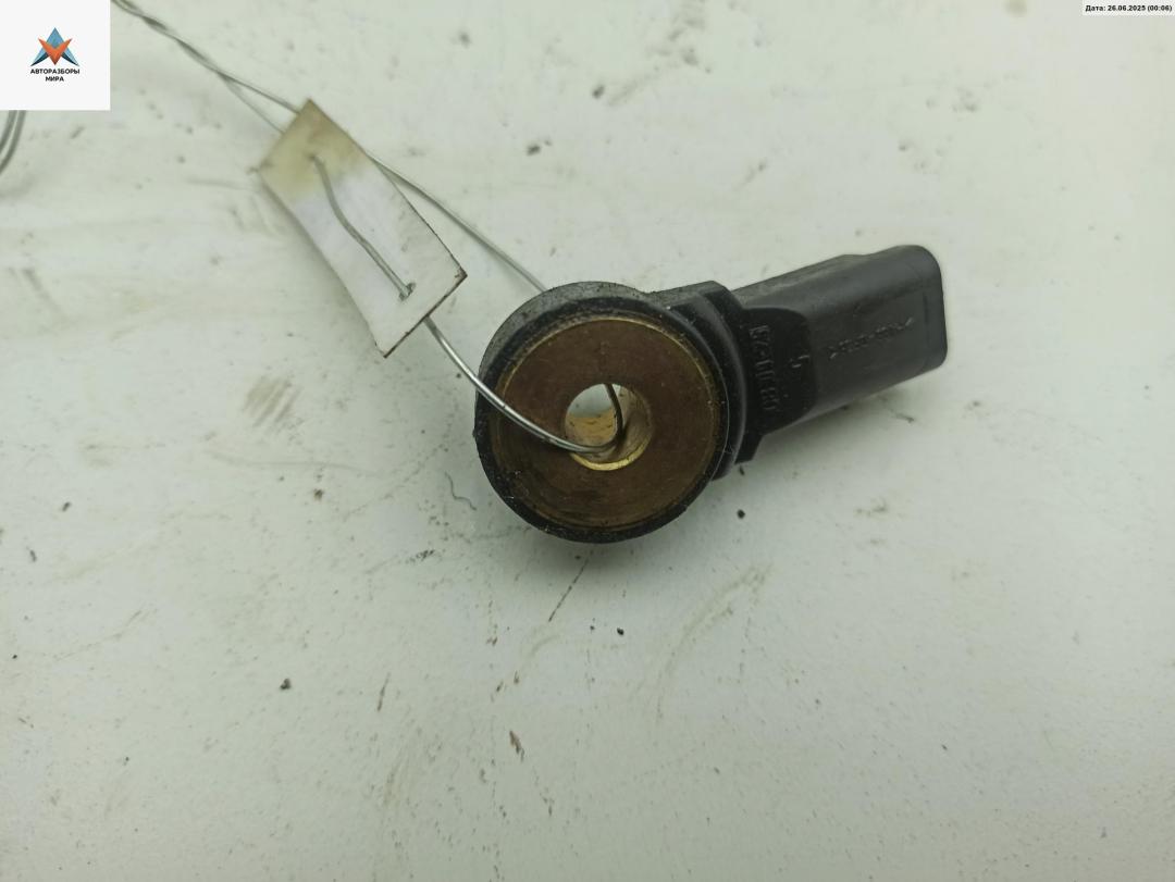 датчик детонации Peugeot 308 T7 2009, 1.6 л., бензин, МКПП, белый, хетчбэк 5 дв., 0261231152 - фото №1