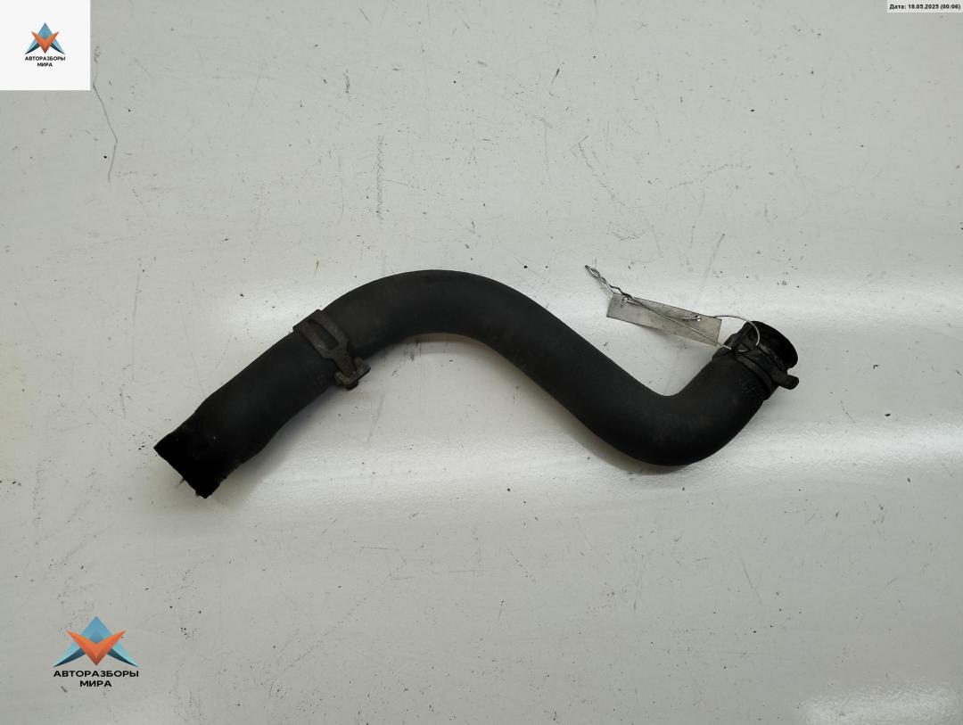 патрубок отопителя (печки) Volkswagen Caddy 2 поколение 1999, 1.9 л., дизель - фото №1