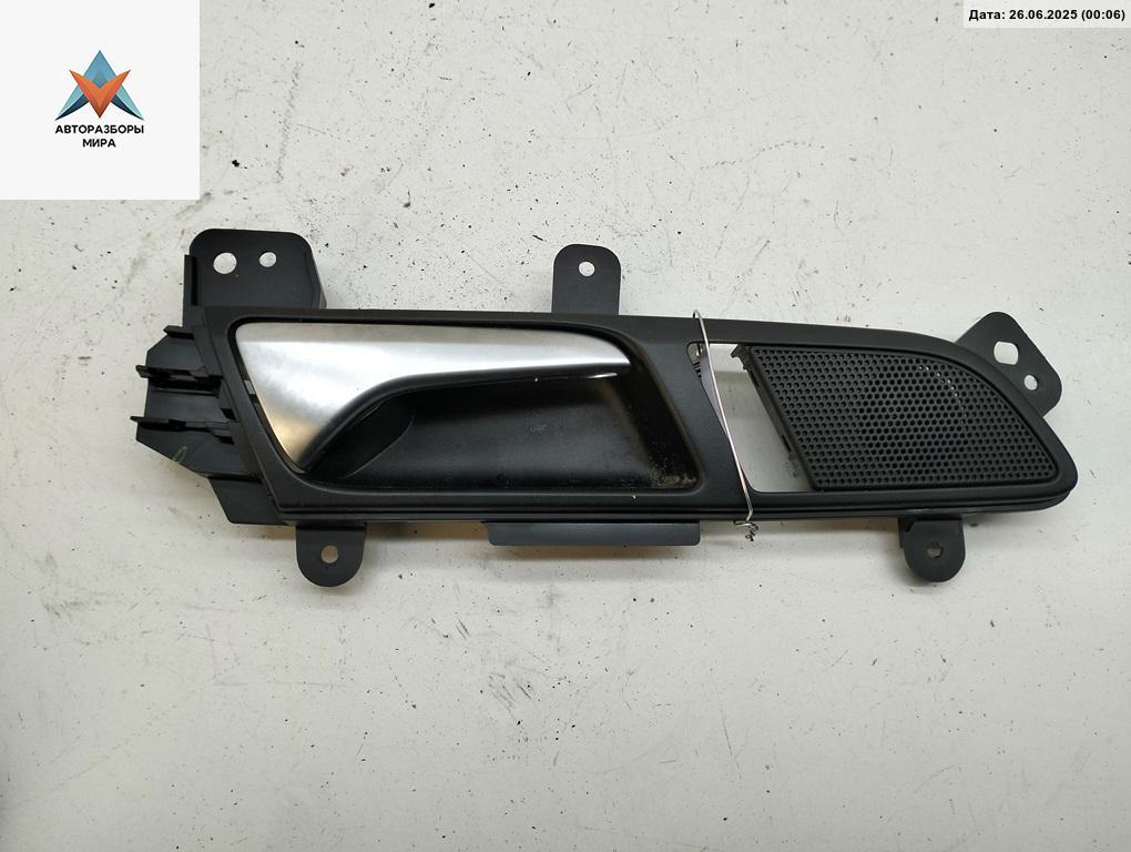 ручка внутренняя задняя правая Volkswagen Passat B7 2012, 2.5 л., бензин, АКПП, синий, седан, 561839114 - фото №1