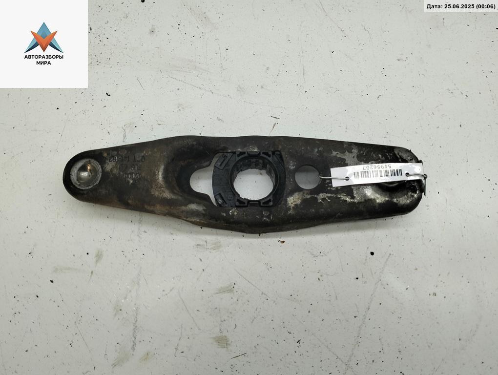 вилка сцепления Volkswagen Passat B6 2006, 1.6 л., бензин, МКПП, серый, универсал, 02T141153L - фото №1