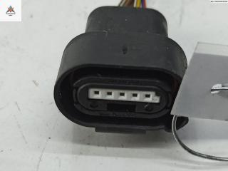 разъем (фишка) проводки Audi A4 B5 1996, 1.6 л., бензин, АКПП, серый, седан, 964507