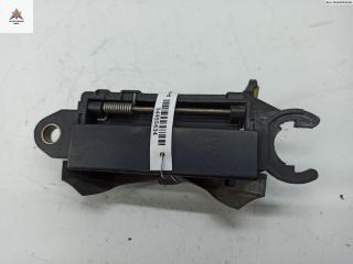 ручка наружная передняя левая Audi A4 B5 1996, 1.6 л., бензин, АКПП, серый, седан, 8D0837207A