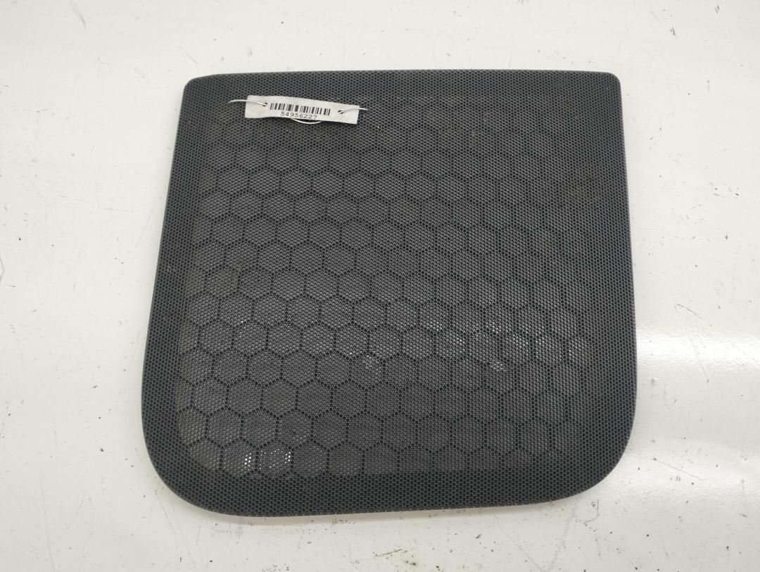 Сетка (решетка) динамика Volkswagen Touareg 2007, 3.0 л., дизель, АКПП, чёрный, внедорожник 5 дв., 7L6868159