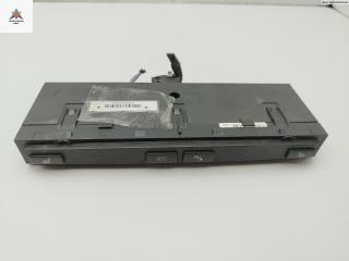 кнопка обогрева сидений BMW 5 серия E60/E61 2006, 2.5 л., дизель, МКПП, серый, универсал, 9134027