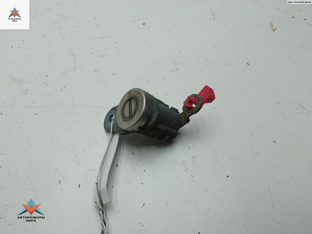 личинка дверного замка Mitsubishi Lancer 9 поколение 2006, 2.0 л., бензин, МКПП, чёрный, седан - фото №1