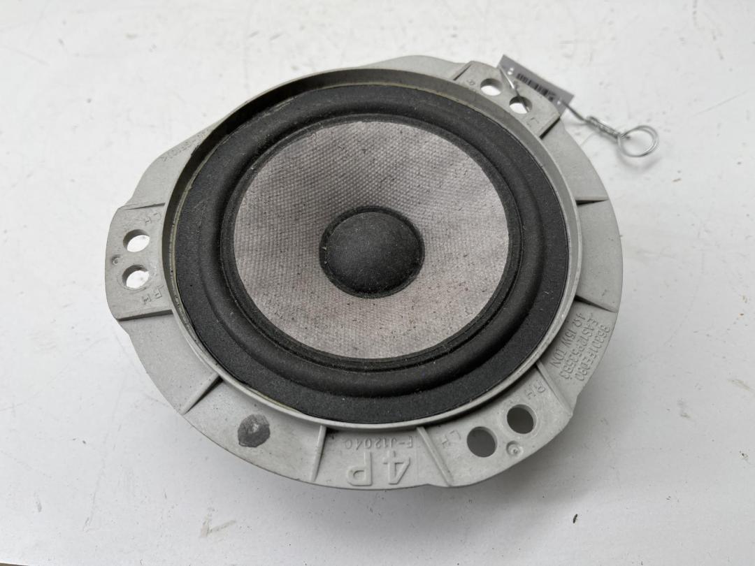 динамик двери Subaru Impreza 2003, 2.0 л., бензин, МКПП, серый, универсал, 86301FE080