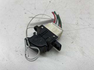 кнопка стеклоподъемника переднего правого Mazda Premacy 2004, 1.8 л., бензин, МКПП, серый, минивэн, 358-3U40