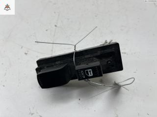 кнопка стеклоподъемника переднего правого Suzuki SX4 1 поколение 2007, 2.0 л., бензин, МКПП, серый, внедорожник 5 дв.