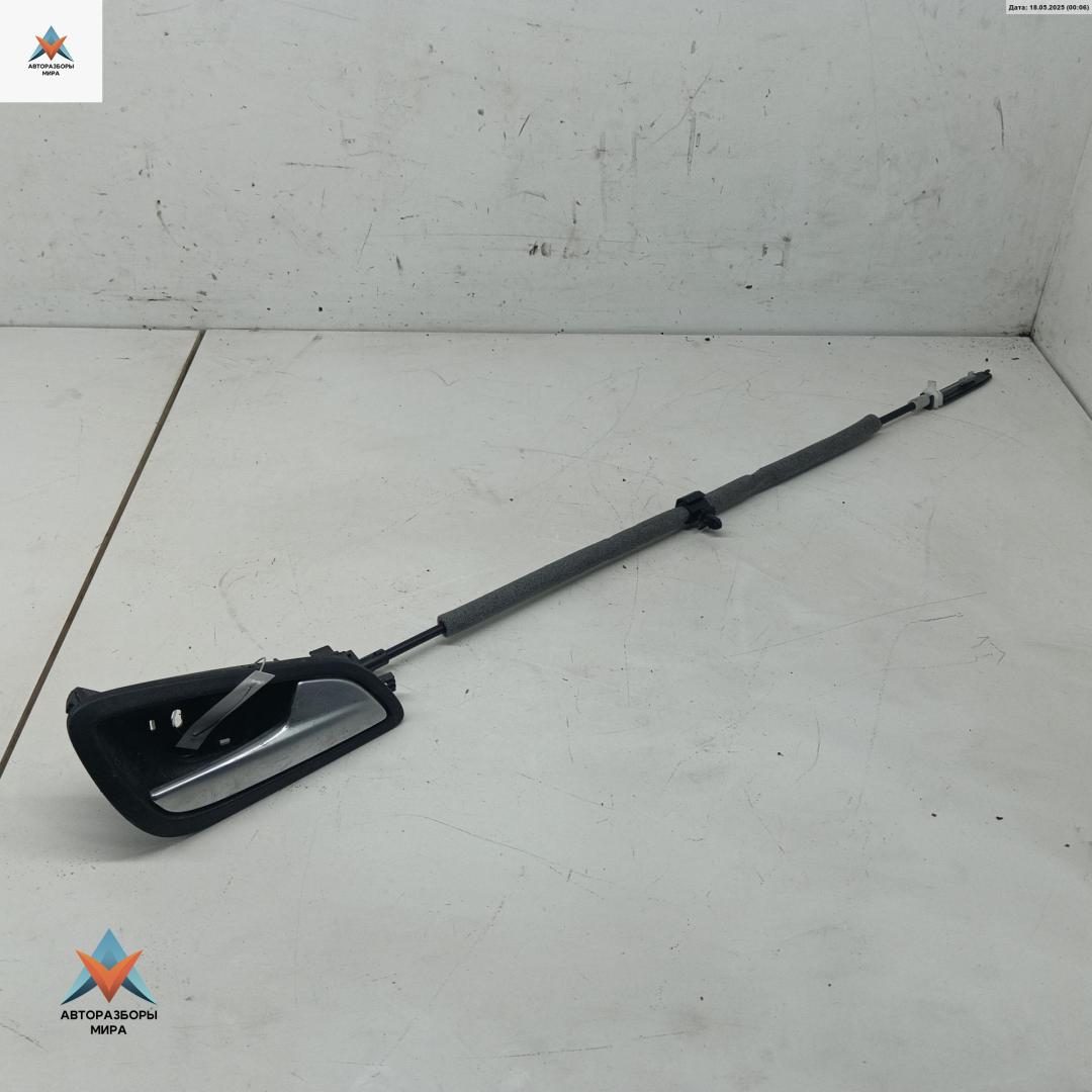 Трос двери задней Ford Focus 3 поколение 2012, 1.6 л., дизель, МКПП, серый, универсал, AM51U22600BEW - фото №1