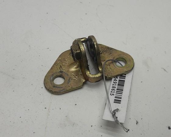 кронштейн (крепление) Volkswagen Golf-3 1997, 1.6 л., бензин, МКПП, красный, хетчбэк 5 дв., 1H4839285