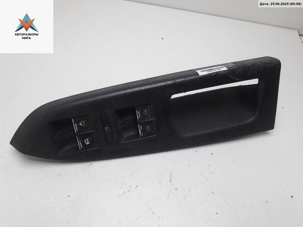 блок управления стеклоподъемниками Volkswagen Touran 1 поколение 2003, 2.0 л., дизель, МКПП, чёрный, минивэн, 1K4959857 - фото №1