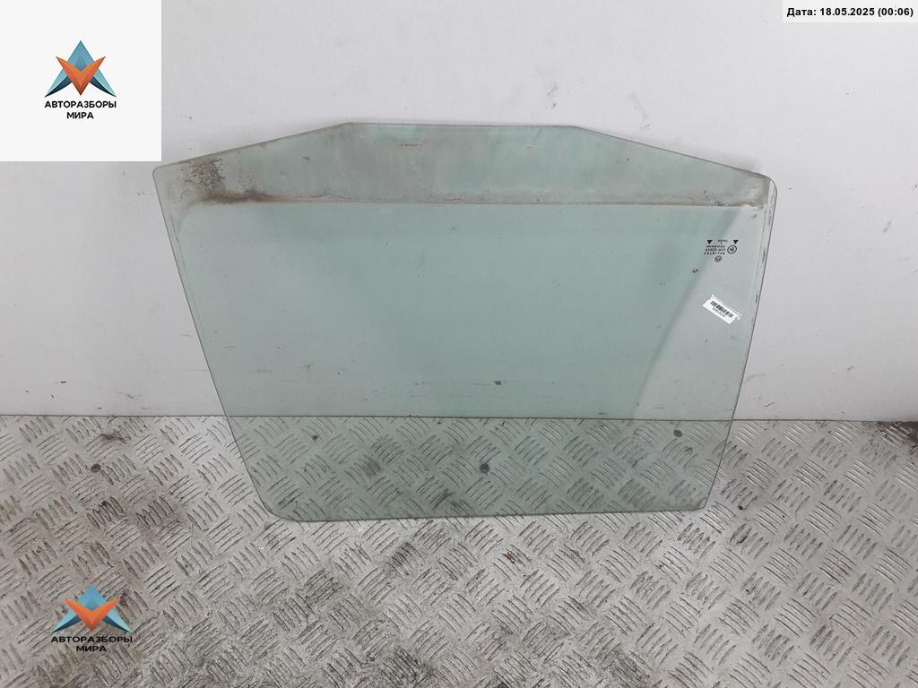 стекло двери задней правой Volkswagen Golf 3 поколение 1996, 1.6 л., бензин, МКПП, красный, хетчбэк 5 дв. - фото №1