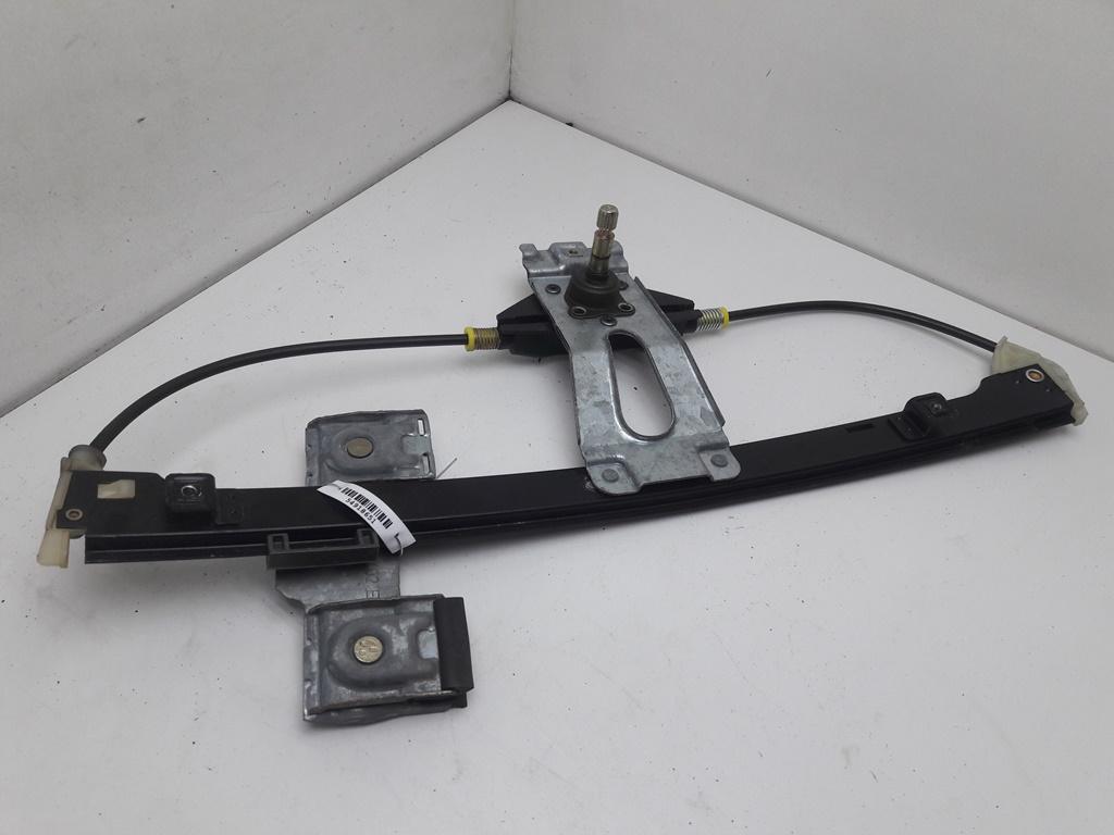 стеклоподъемник задний правый Volkswagen Golf 3 поколение 1996, 1.6 л., бензин, МКПП, красный, хетчбэк 5 дв. - фото №1