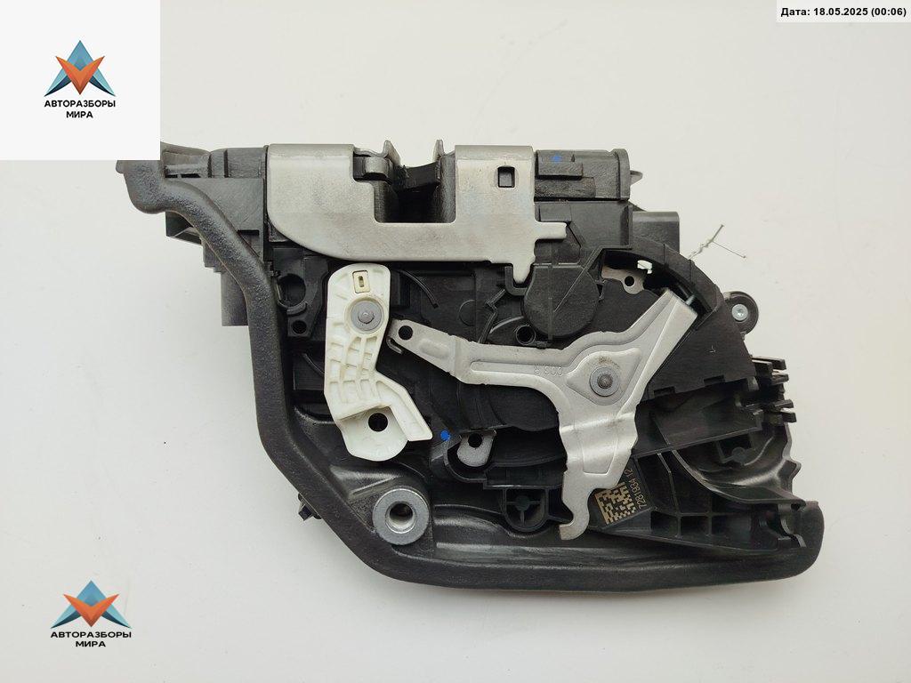 замок двери передней правой BMW 2 Tourer F45/F46 2019, 1.5 л., гибрид, АКПП, чёрный, минивэн, 51217281934, 7281934 - фото №1