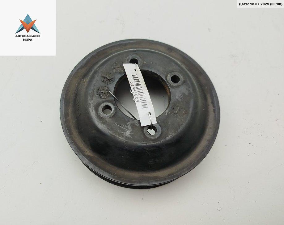 шкив помпы BMW 5 серия E39 1999, 2.5 л., бензин, МКПП, зелёный, универсал, 1436590 - фото №1