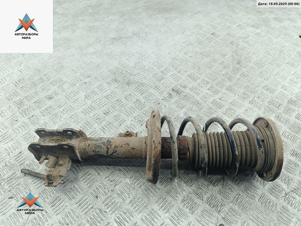 стойка передняя Opel Signum C 2003, 2.2 л., бензин, МКПП, серый, хетчбэк 5 дв. - фото №1