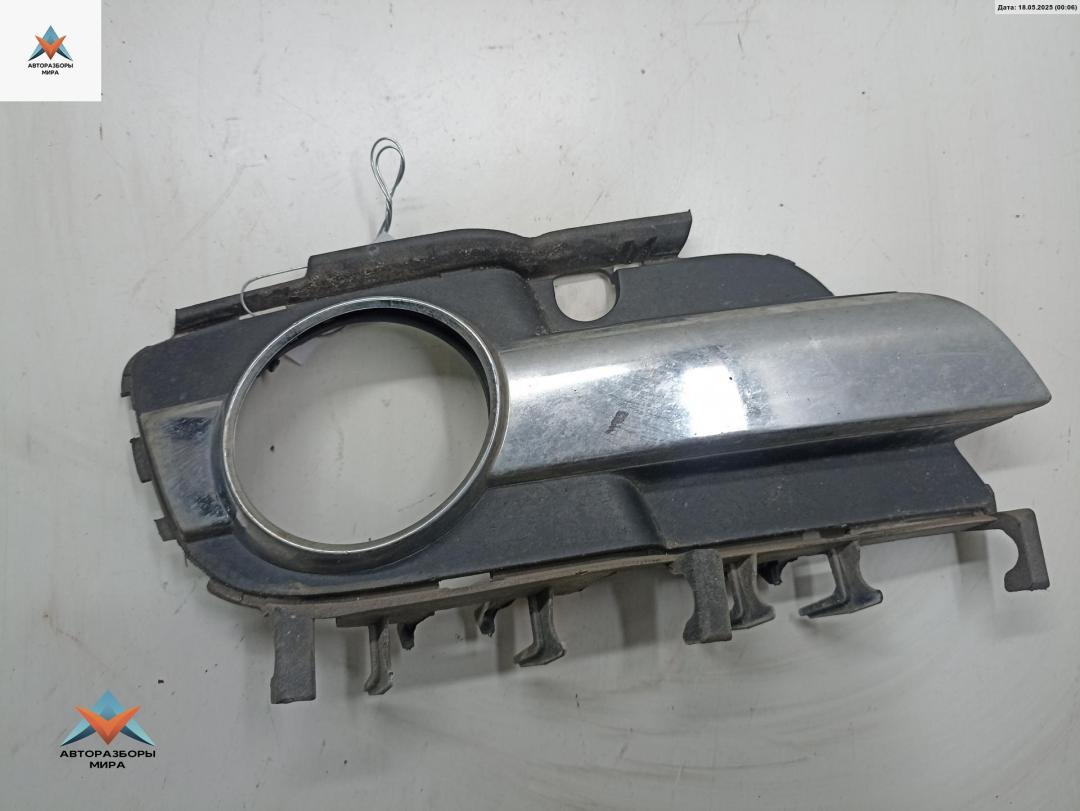 рамка фары противотуманной правой Opel Signum C 2003, 2.2 л., бензин, МКПП, серый, хетчбэк 5 дв., 13120740 - фото №1