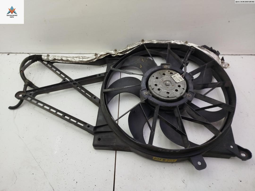 вентилятор радиатора Opel Zafira 1 поколение (A) 2002, 1.8 л., бензин, МКПП, синий, минивэн, 24431825 - фото №1