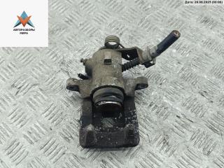 суппорт задний правый Volkswagen Golf 4 поколение 1999, 1.6 л., бензин, МКПП, зелёный, хетчбэк 3 дв.