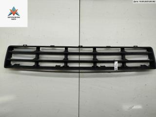 заглушка (решетка) в бампер Volkswagen Golf 4 поколение 2004, 1.9 л., дизель, МКПП, серый, универсал, 1J0853677B