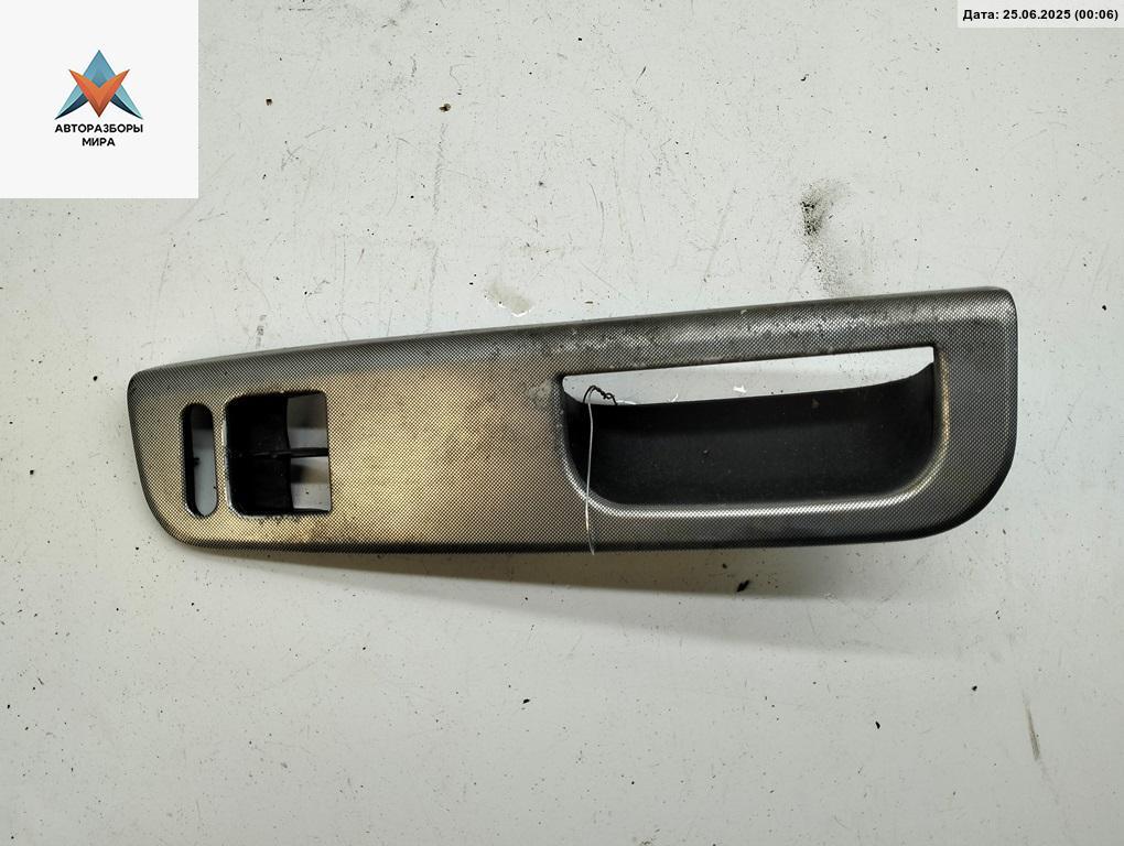 ручка внутренняя передняя левая Volkswagen Golf 4 поколение 2002, 1.6 л., бензин, МКПП, чёрный, хетчбэк 3 дв., 1J3867171A - фото №1