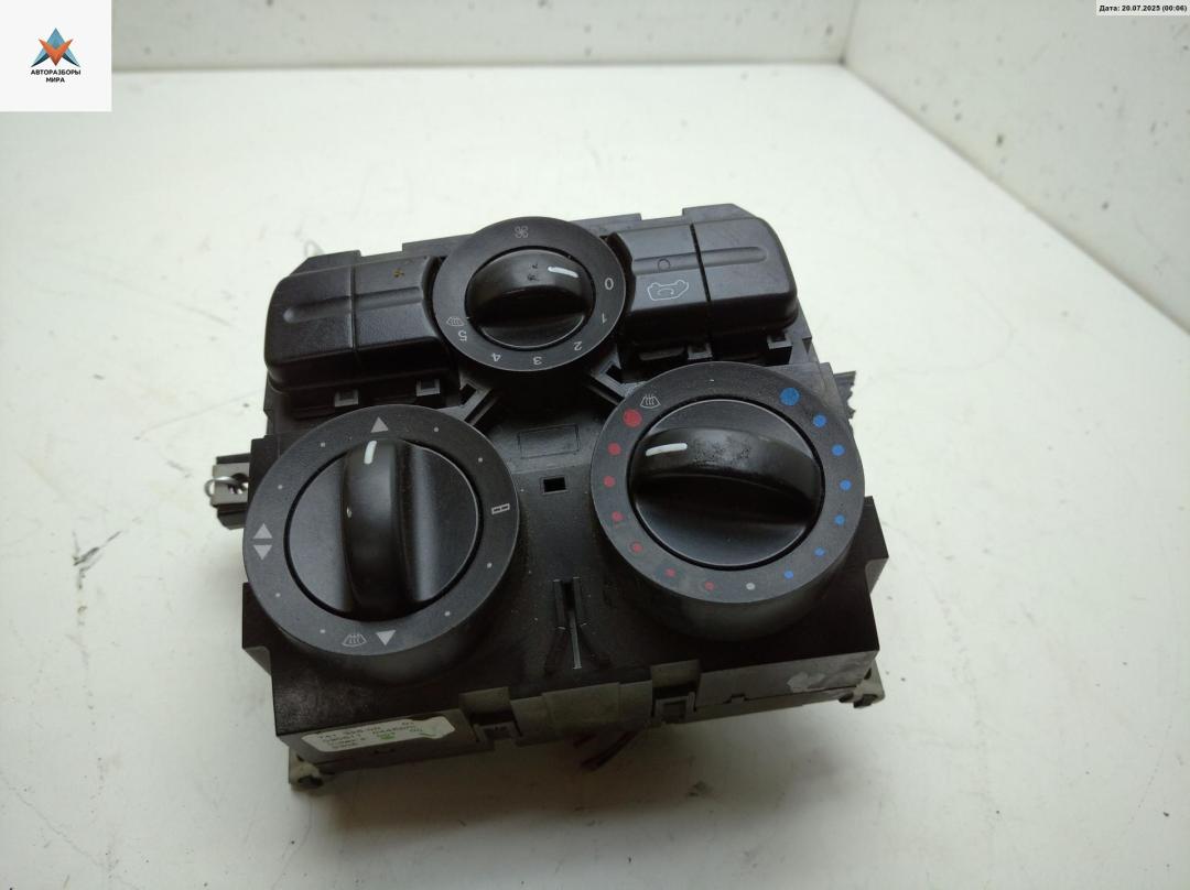 блок управления печки / климат-контроля Mercedes-Benz Vito-2 / Viano W639 2009, 2.2 л., дизель, МКПП, белый, микроавтобус, A6398301185KZ - фото №1