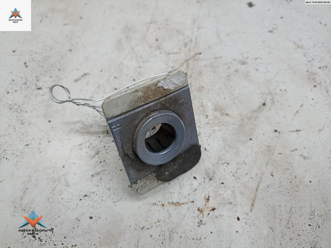 кронштейн (крепление) Opel Signum C 2003, 2.2 л., бензин, МКПП, серый, хетчбэк 5 дв., 24422810 - фото №1