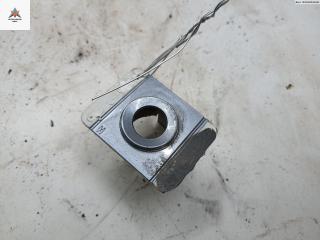 кронштейн (крепление) Opel Signum C 2003, 2.2 л., бензин, МКПП, серый, хетчбэк 5 дв., 24422810