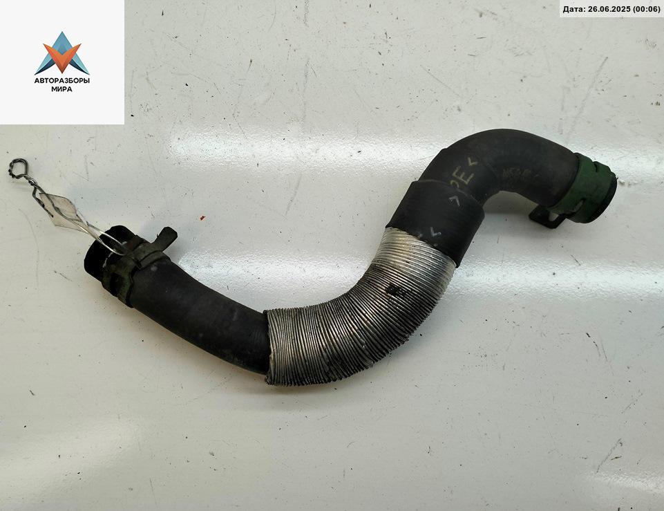 патрубок (трубопровод, шланг) Volkswagen Golf 3 поколение 1996, 1.8 л., бензин, МКПП, синий, кабриолет, 1H0819373C - фото №1