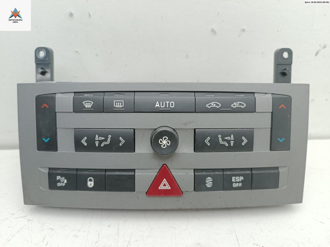 блок управления печки / климат-контроля Peugeot 407 1 поколение 2005, 3.0 л., бензин, АКПП, синий, универсал, 96573322YW - фото №1