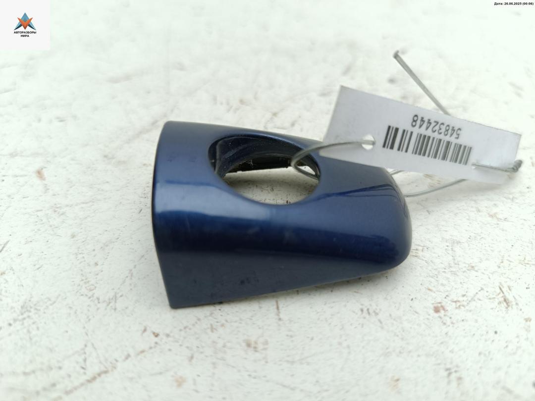 Колпачок (заглушка) ручки двери Peugeot 407 1 поколение 2005, 3.0 л., бензин, АКПП, синий, универсал, AVG - фото №1