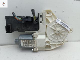 моторчик стеклоподъемника передний левый Peugeot 407 1 поколение 2005, 3.0 л., АКПП, универсал, 9646594580