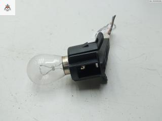 Патрон лампы фонаря Nissan Primera P11 2000, 1.8 л., бензин, МКПП, серый, хетчбэк 5 дв.