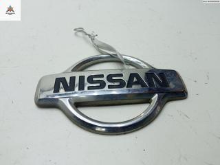 эмблема Nissan Primera P11 2000, 1.8 л., бензин, МКПП, серый, хетчбэк 5 дв., 908909F510