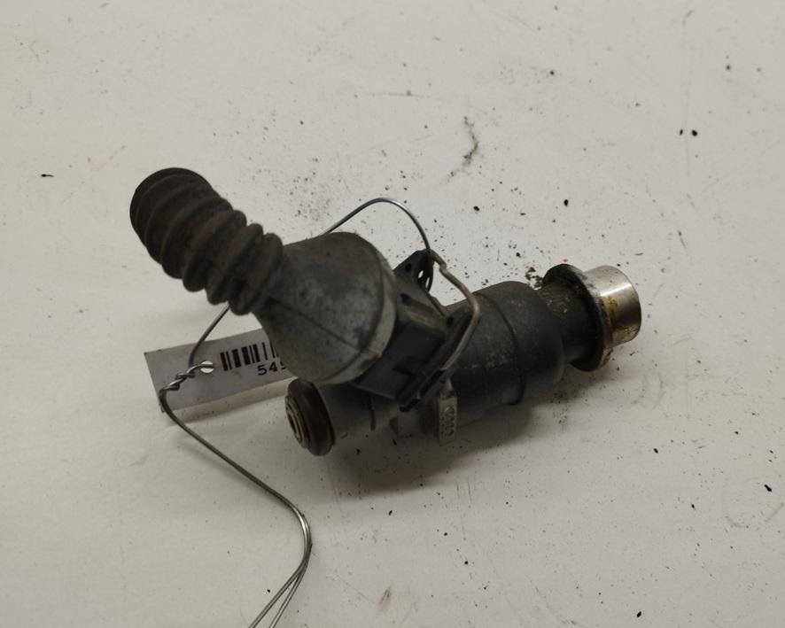 форсунка Audi A4 B5 1996, 2.6 л., бензин, АКПП, серый, седан, 078133551N