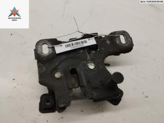 замок капота Audi A6 4B/C5 [рестайлинг] 2004, 2.4 л., бензин, МКПП, синий, универсал, 4B0823350B