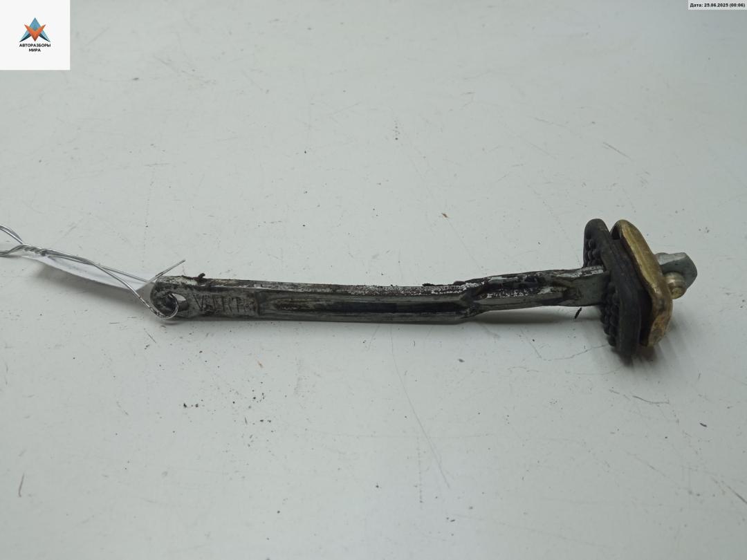 Ограничитель открывания двери задней Honda Accord 5 поколение 1994, универсал - фото №1