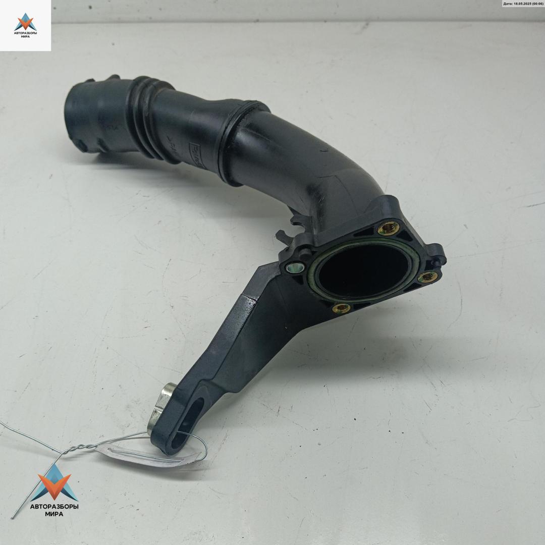 патрубок (трубопровод, шланг) Ford Focus 3 поколение 2012, 1.6 л., дизель, МКПП, серый, универсал, 239121957DK - фото №1