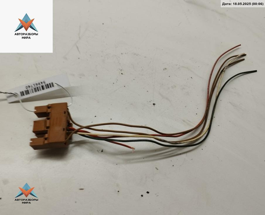 разъем (фишка) проводки Audi A4 B5 1996, 2.6 л., бензин, АКПП, серый, седан, 443972995 - фото №1