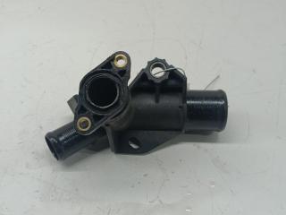 фланец (тройник) системы охлаждения Ford Focus 3 поколение 2012, 1.6 л., дизель, МКПП, серый, универсал, 9671124980