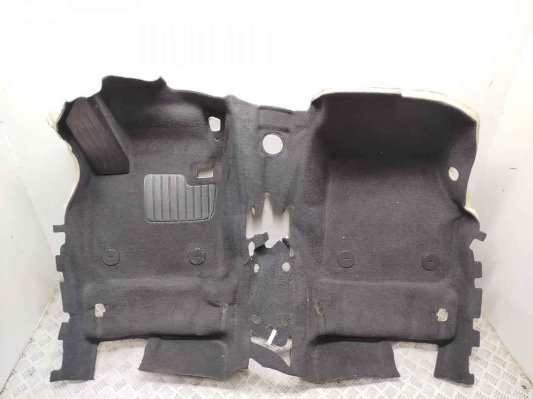 ковер салонный BMW 2 Tourer F45/F46 2019, 1.5 л., гибрид, АКПП, чёрный, минивэн, 9471225, 9471223, 51479471227 - фото №1