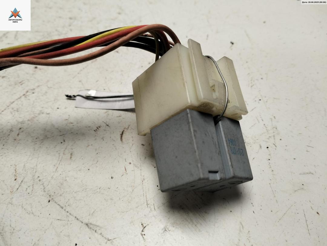 реле (прочие) Renault Megane 2 поколение 2004, 1.6 л., бензин, МКПП, синий, хетчбэк 5 дв., 25230 - фото №1